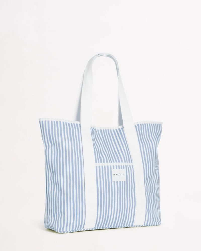 Front of a size O/S Stripe Tote in Powder Blue in Powder Blue by Seafolly. | dia_product_style_image_id:330748